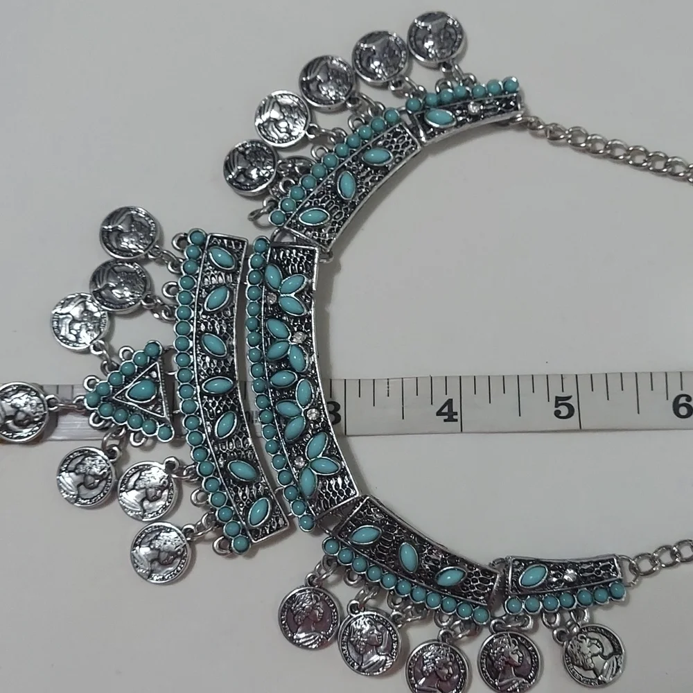 GREEN and Silver Necklace